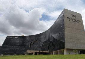 No momento, você está visualizando Sindicato é advertido por expor versão distorcida dos fatos durante processo